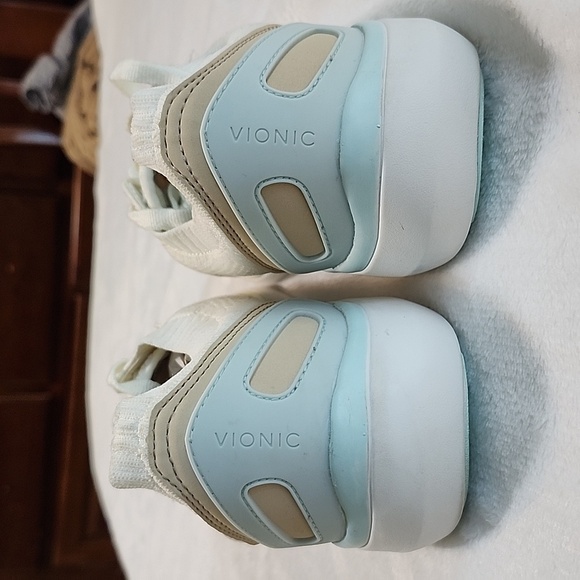 Vionic Embolden Marshmallow white pale blue knit‎ support  sneaker Women'… - Picture 6 of 9